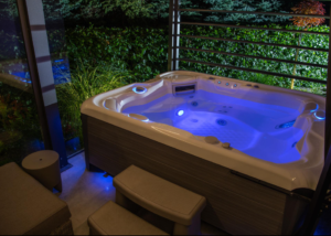 Des Moines Hot Tub Guide: How to Choose the Right Spa